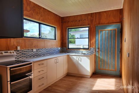 Property photo of 1 Ladybird Lane Crows Nest QLD 4355