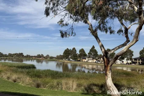 12 Portland Pl, Roxburgh Park, VIC 3064