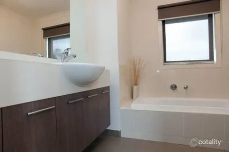 Property photo of 7 Kassandra Heights Epping VIC 3076