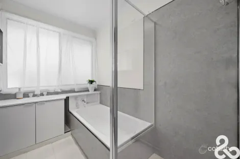 Property photo of 23 Savannah Crescent Epping VIC 3076