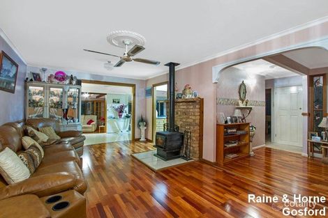Property photo of 11 Veronica Crescent Wyoming NSW 2250