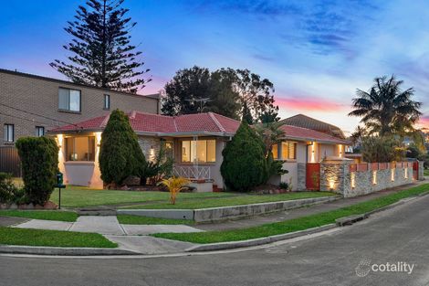 Property photo of 2 Burraneer Crescent Greenacre NSW 2190