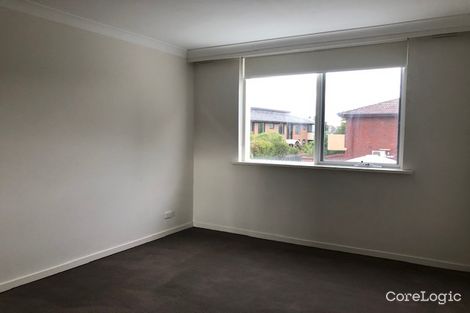 Property photo of 8/97-99 Brougham Street Kew VIC 3101