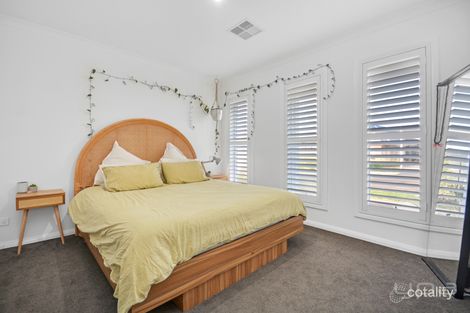 Property photo of 11 Supple Street Werribee VIC 3030