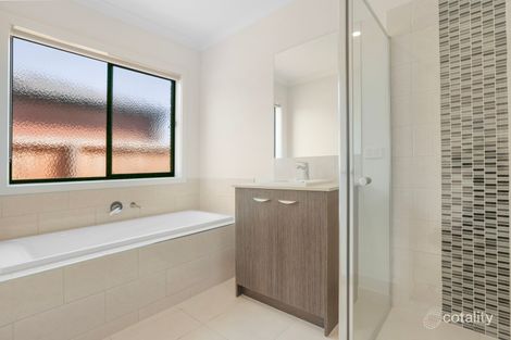 Property photo of 75 Norwood Avenue Melton South VIC 3338