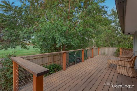 Property photo of 27 Lomond Drive Glen Waverley VIC 3150