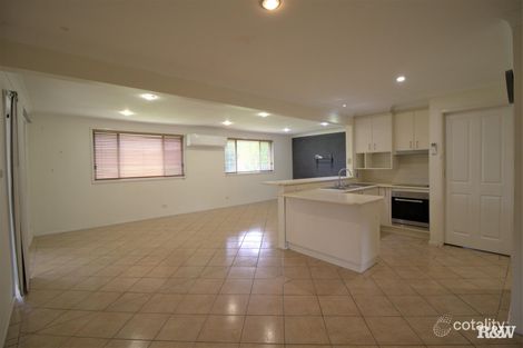 Property photo of 5 Charlton Place St Clair NSW 2759