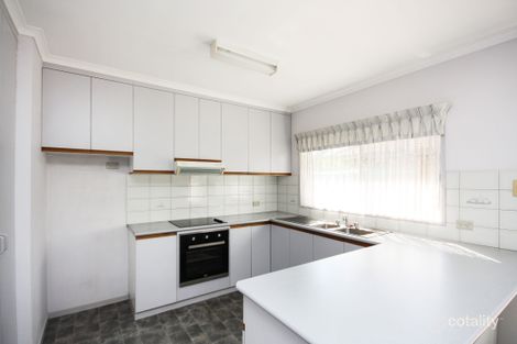 Property photo of 2 Regency Court Benalla VIC 3672
