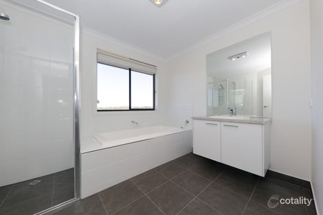 Property photo of 41 Shanks Drive Berwick VIC 3806