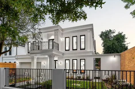 Property photo of 3 Luena Road Balwyn North VIC 3104