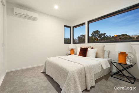 Property photo of 1/17 Arnold Grove Doncaster VIC 3108