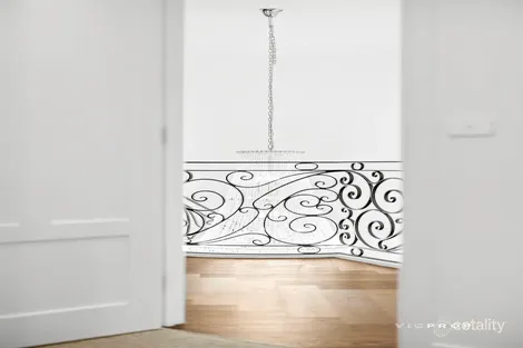 Property photo of 3 Luena Road Balwyn North VIC 3104