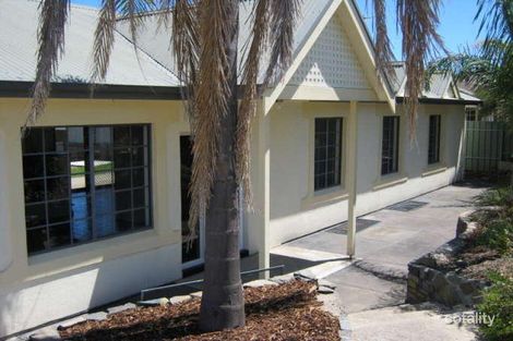 47 Lighthouse Dr, Hallett Cove, SA 5158