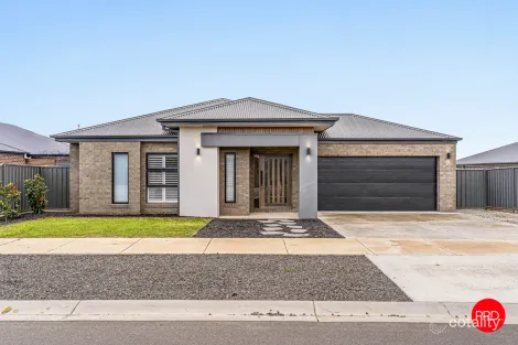 Property photo of 9 Galactic Avenue Strathfieldsaye VIC 3551