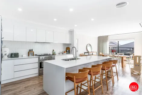 Property photo of 9 Galactic Avenue Strathfieldsaye VIC 3551