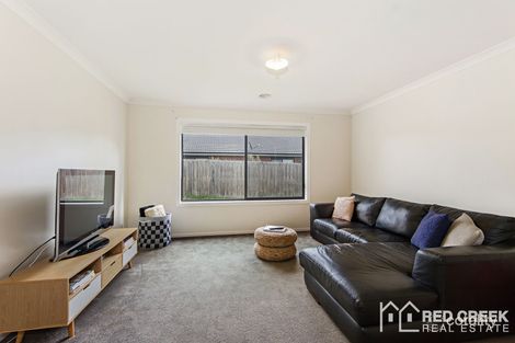 Property photo of 13 McKernan Place Gisborne VIC 3437