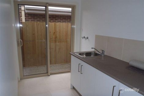 Property photo of 2/94 Longwarry Road Drouin VIC 3818