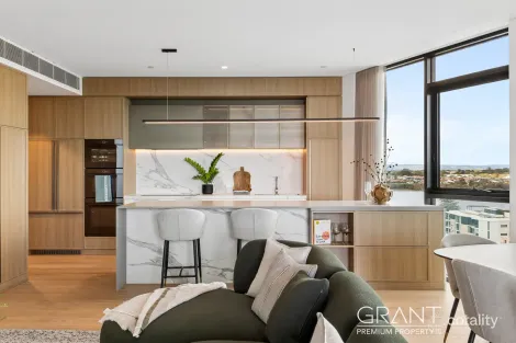 802/18 Ogilvie Rd, Mount Pleasant, WA 6153