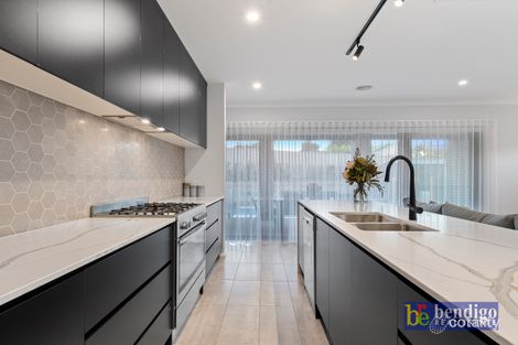 Property photo of 14 Quartz Place Golden Square VIC 3555