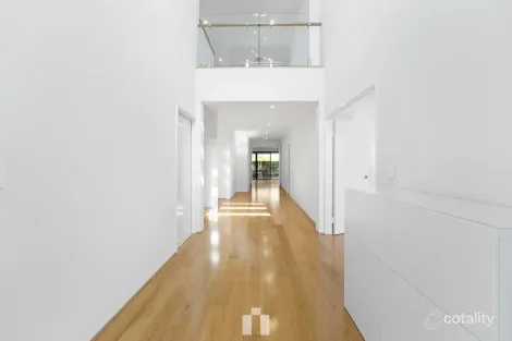 Property photo of 2 Frangipani Road Treeby WA 6164