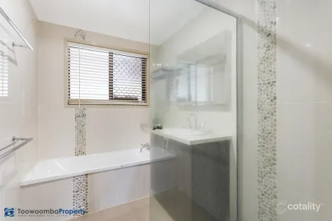 Property photo of 43 Luck Street Drayton QLD 4350