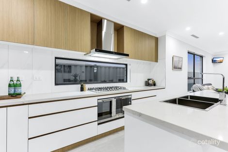 Property photo of 11 Ordinal Way Greenvale VIC 3059