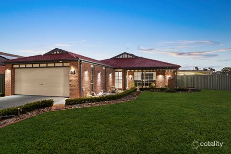 26 Greenock Cres, Cranbourne East, VIC 3977