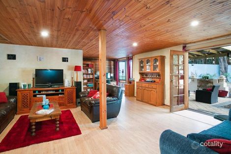 Property photo of 30 Fairloch Avenue Farmborough Heights NSW 2526