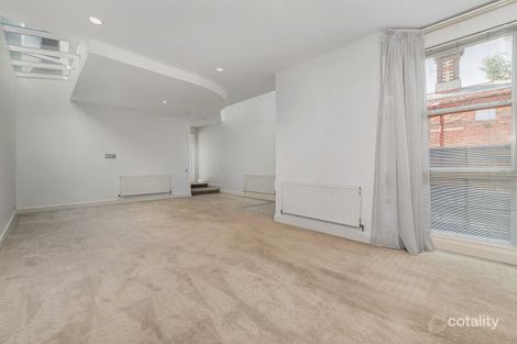Property photo of 29 Fairbairn Road Toorak VIC 3142