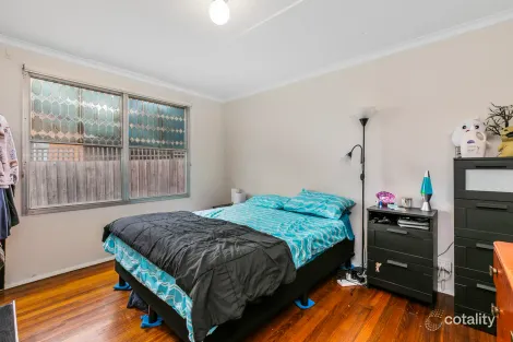 Property photo of 21 Gossamer Street Werribee VIC 3030