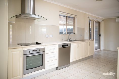 Property photo of 8 Henry Court Morphett Vale SA 5162