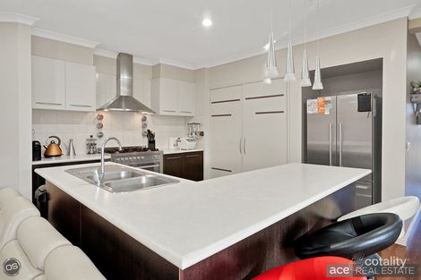 Property photo of 14 Scotney Crescent Derrimut VIC 3026