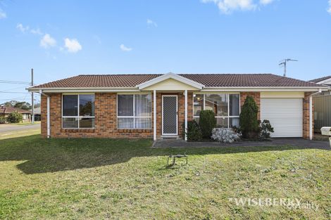 2a Maheno Ave, Blue Haven, NSW 2262
