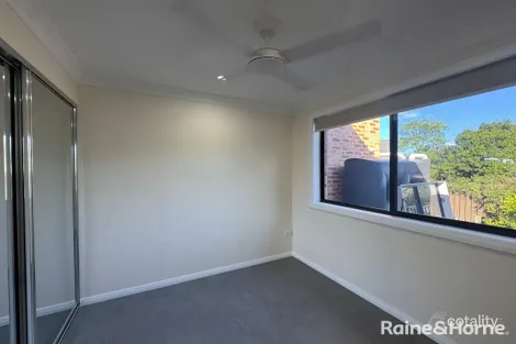 Property photo of 3 Collis Place Minto NSW 2566
