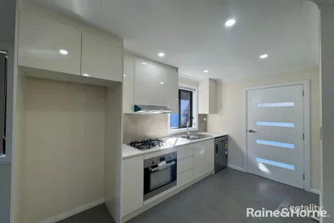 Property photo of 3 Collis Place Minto NSW 2566