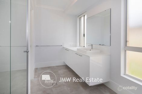 Property photo of 10 Chicago Way Dunsborough WA 6281