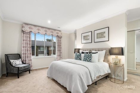 Property photo of 3 Grove Way Wantirna South VIC 3152
