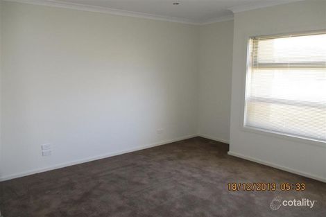 Property photo of 10 Fireside Avenue Point Cook VIC 3030