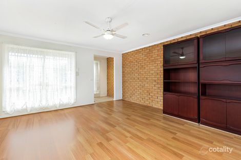 1/4 Hotham Cres, Hoppers Crossing, VIC 3029