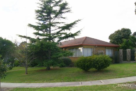 2 Fountain Dr, Narre Warren, VIC 3805