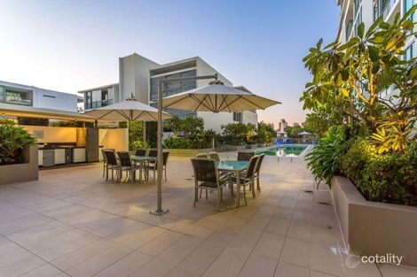 Property photo of 1110/33 T E Peters Drive Broadbeach Waters QLD 4218