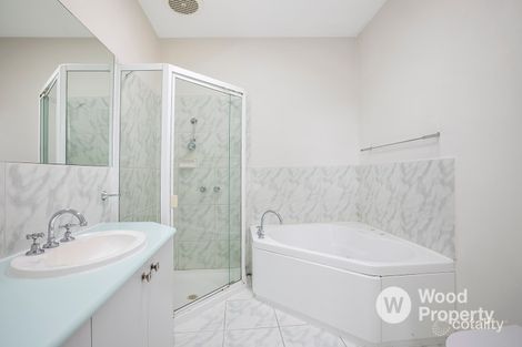 Property photo of 17 Atkinson Close Windsor VIC 3181