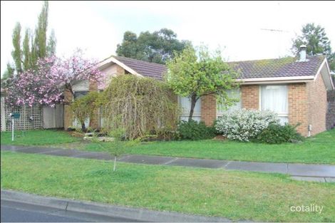 20 Stirling Ave, Cranbourne North, VIC 3977