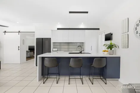 Property photo of 23 Tall Trees Way Little Mountain QLD 4551