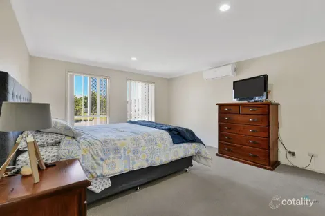 Property photo of 35 Baden Jones Way North Booval QLD 4304