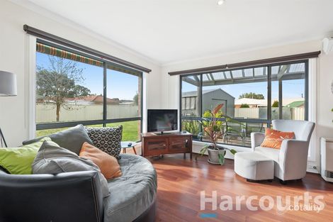 27 Parkside Rd, Delacombe, VIC 3356