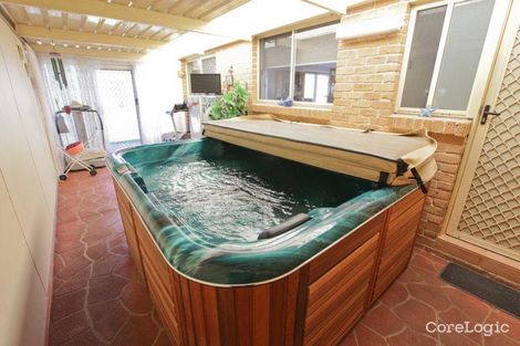 Property photo of 16 Kearns Place Horningsea Park NSW 2171