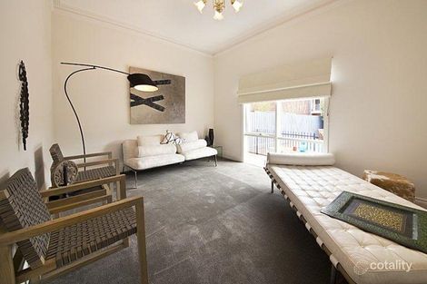 Property photo of 10 Wilmoth Avenue Carnegie VIC 3163