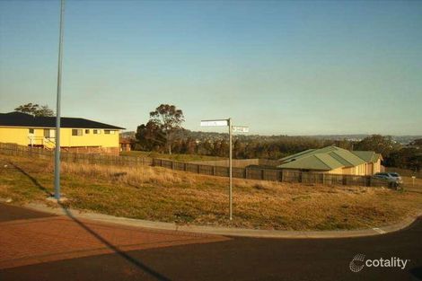 Property photo of 20 McShane Drive Mount Kynoch QLD 4350