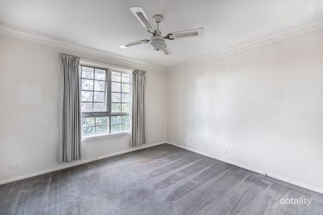 Property photo of 18 Leonard Crescent Bundoora VIC 3083